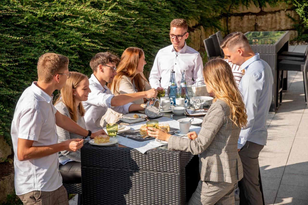 & Restaurant Post 3* Laichingen