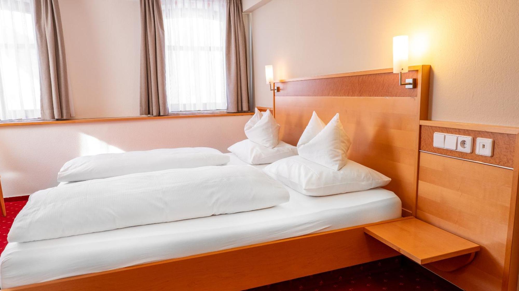 Hotel & Restaurant Post 3*